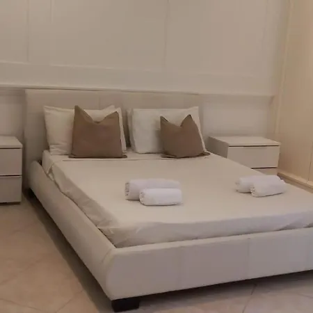 Luxury In St Julians Apartment
